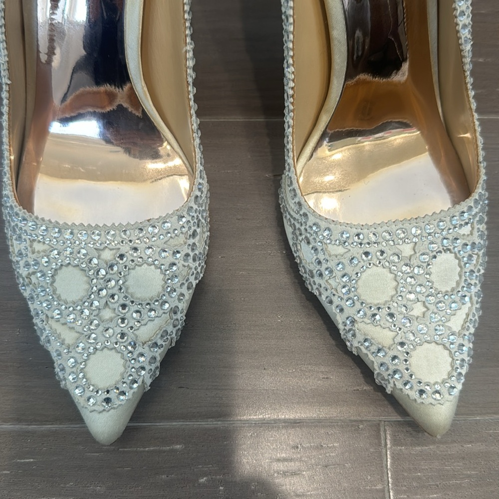 NWT Badgley Mischka crystal wedding bling fancy formal party ivory formal pumps - Picture 3 of 7